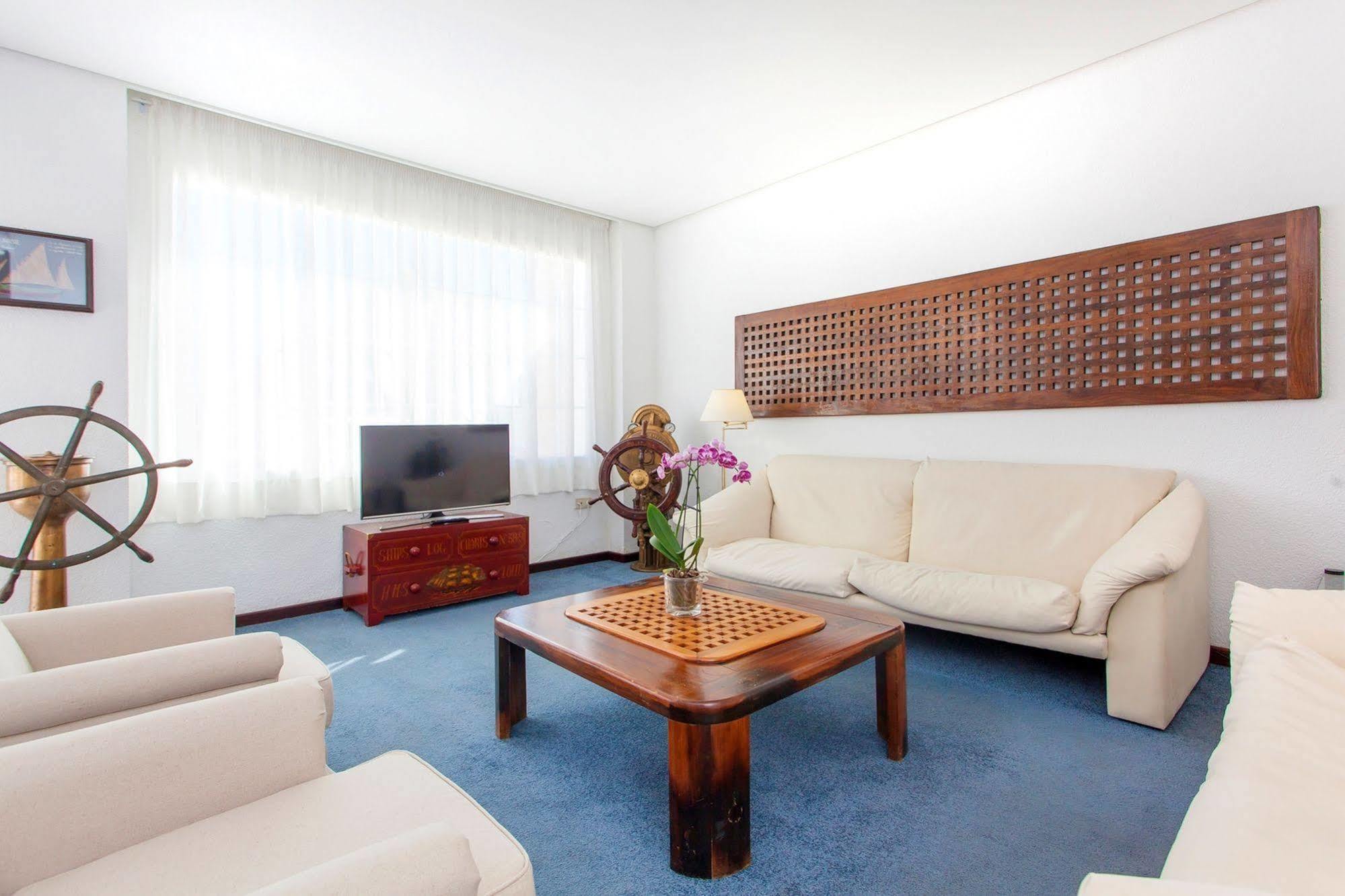 Anchorage Hotel อิบิซาทาวน์ ภายนอก รูปภาพ